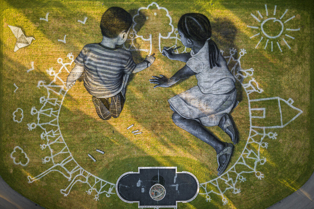 APTOPIX Switzerland Landart
